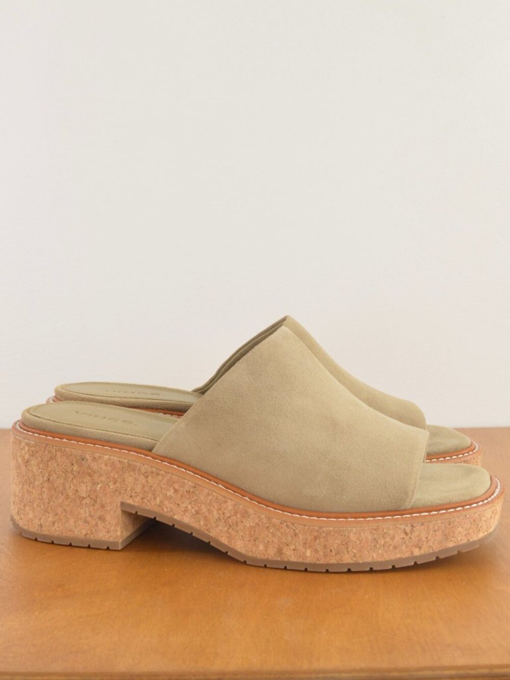 vince light taupe suede square toe cork platforms 8.5 excellent condition
